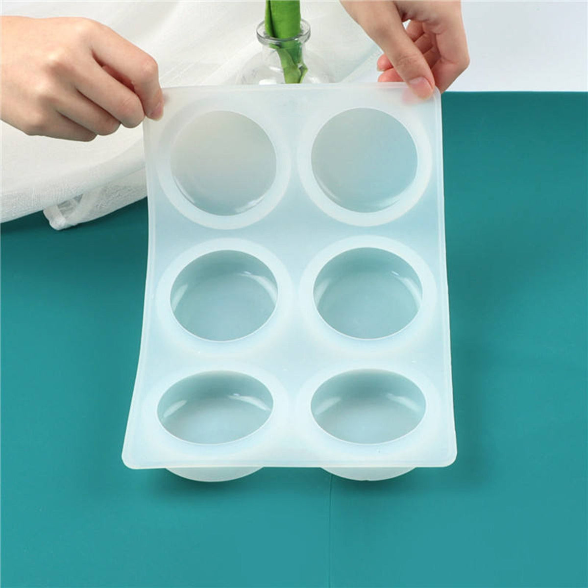 Silicone Round Soap Mould, 6 Cavity — image 4