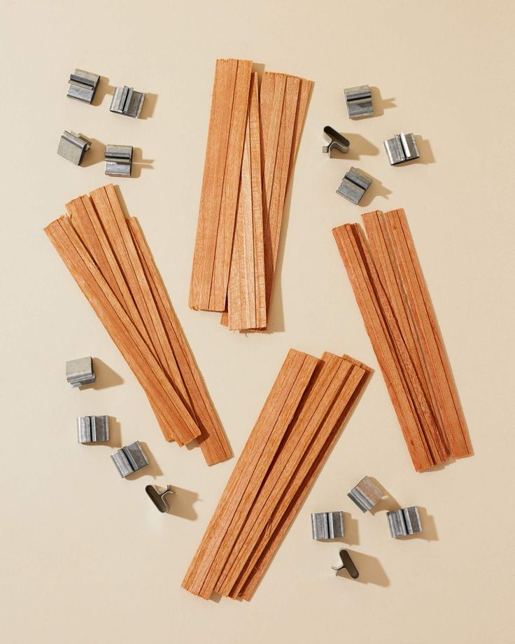 Wooden Candle Wicks with Metal Holders — reference image